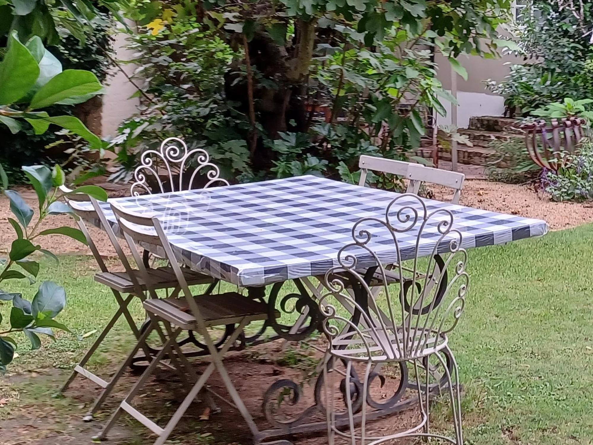 Apartment Craighall Park Stylish Garden Johannesburg