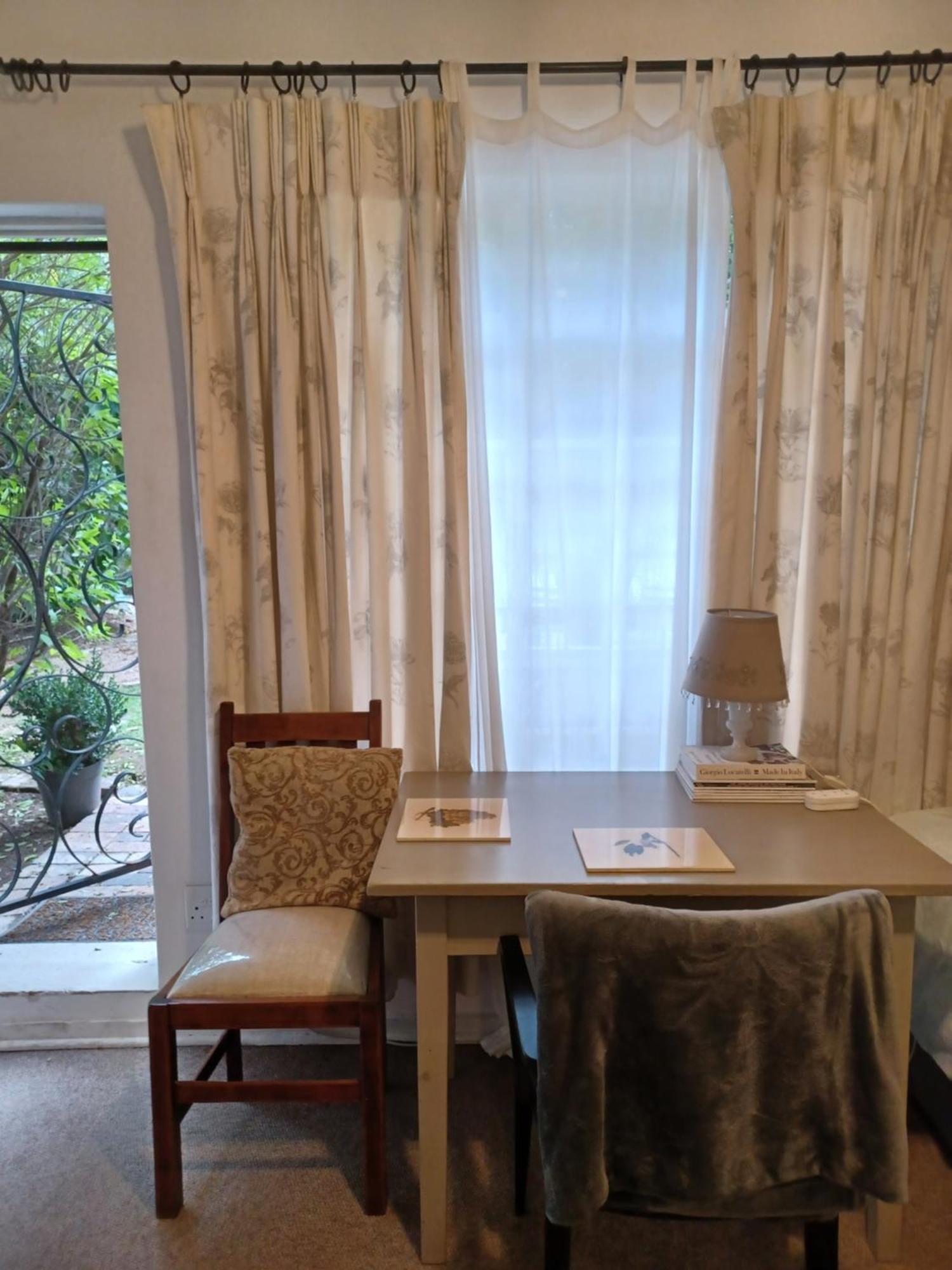 Craighall Park Stylish Garden *